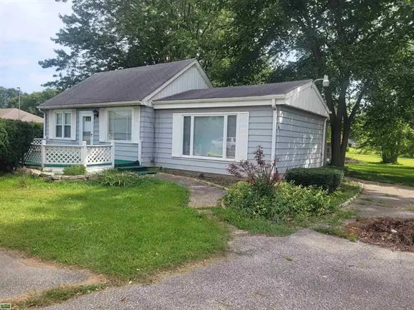 25300 23 mile RD, Chesterfield, MI 48051