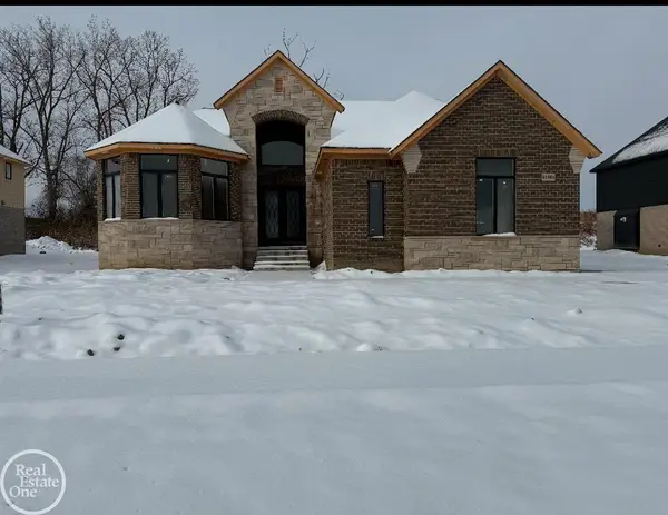 51581 Forster LN, ShelbyTwp, MI 48316