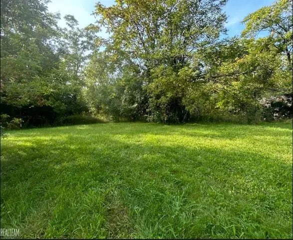 418 E Foss AVE, Flint, MI 48505