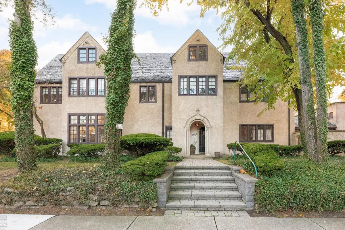 355 Lincoln RD, Grosse Pointe, MI 48230 - Image #1