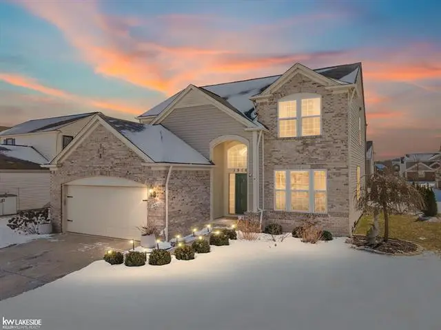 19164 Hazelton DR, Macomb, MI 48042 - Image #1