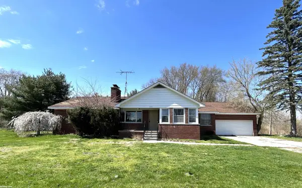 8760 Gratiot AVE, Columbus, MI 48063