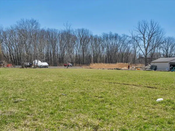 0 La Croix ST, ClintonTownship, MI 48036