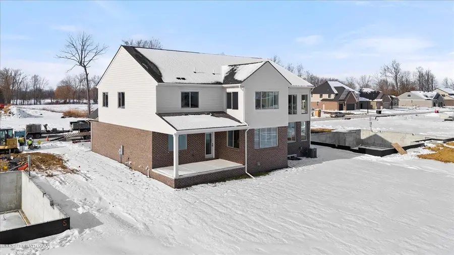50452 Timberstone DR, Macomb, MI 48042 - Image #3