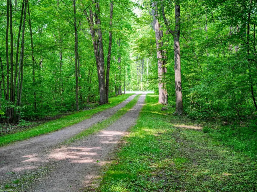 3820 Breen RD, Emmett, MI 48022 - Image #2