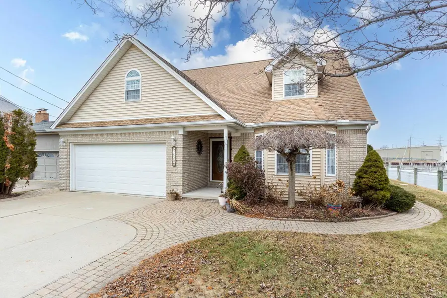 7520 Colony DR, Algonac, MI 48001 - #2