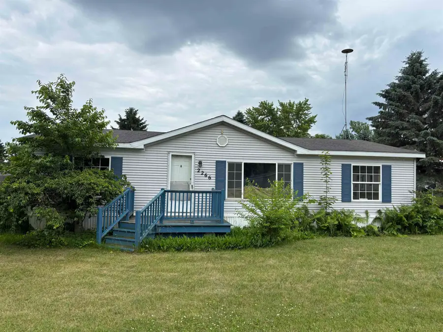 2266 BART ST, Croswell, MI 48422 - Image #2