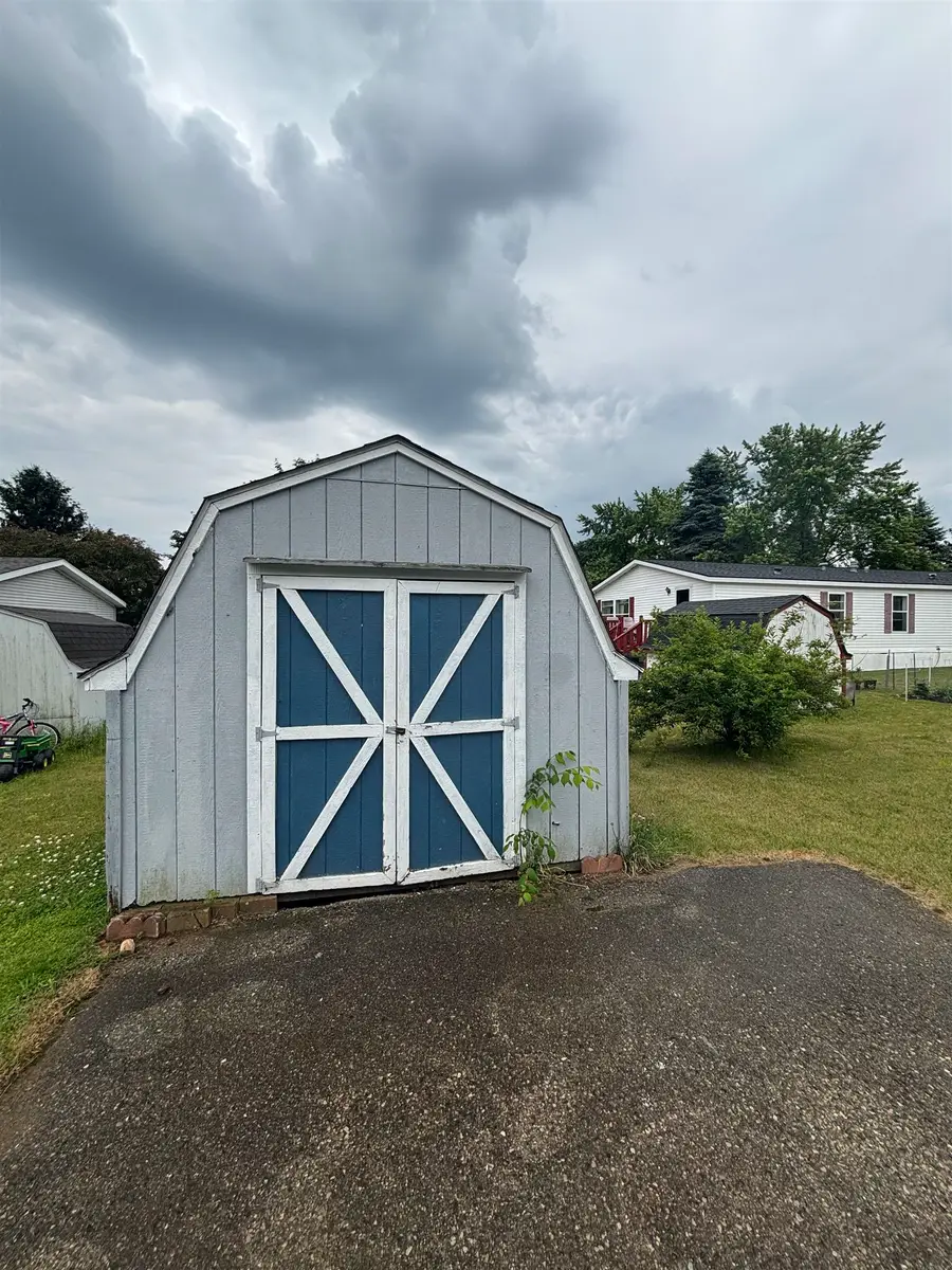 2266 BART ST, Croswell, MI 48422 - Image #3