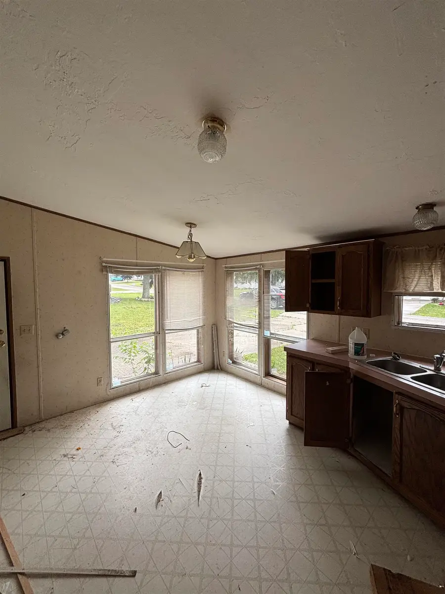 2240 MARK ST, Croswell, MI 48422 - Image #3