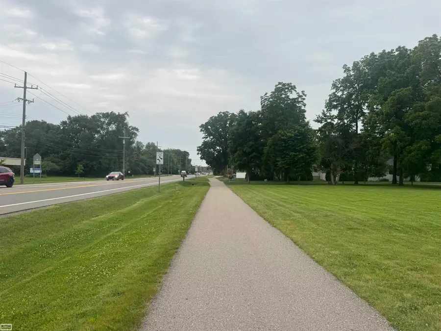 0 Auburn RD, Rochester Hills, MI 48309 - Image #3