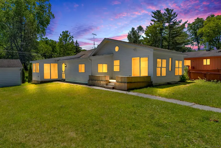 3735 Haynes CT, Burtchville, MI 48059 - Image #2