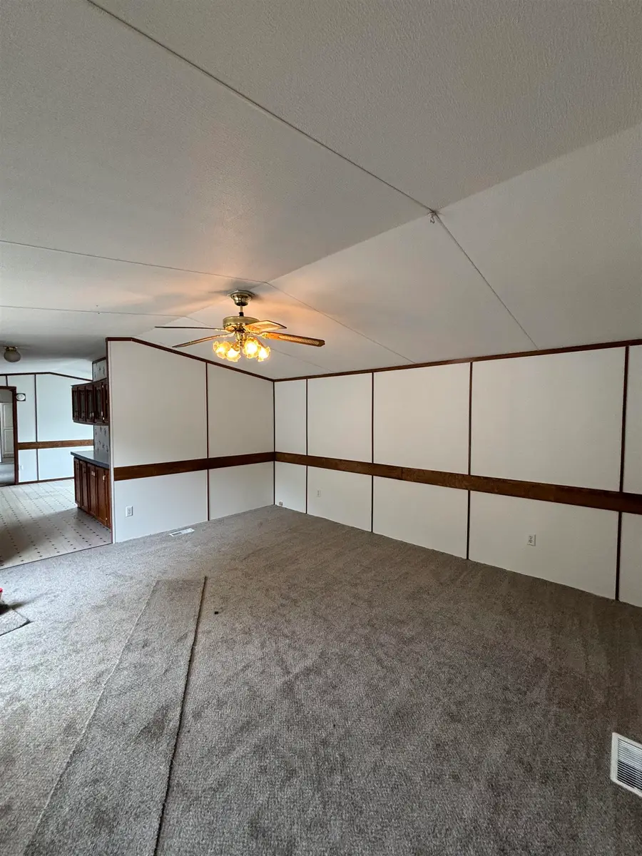 5375 SHAWN ST, Croswell, MI 48422 - Image #2