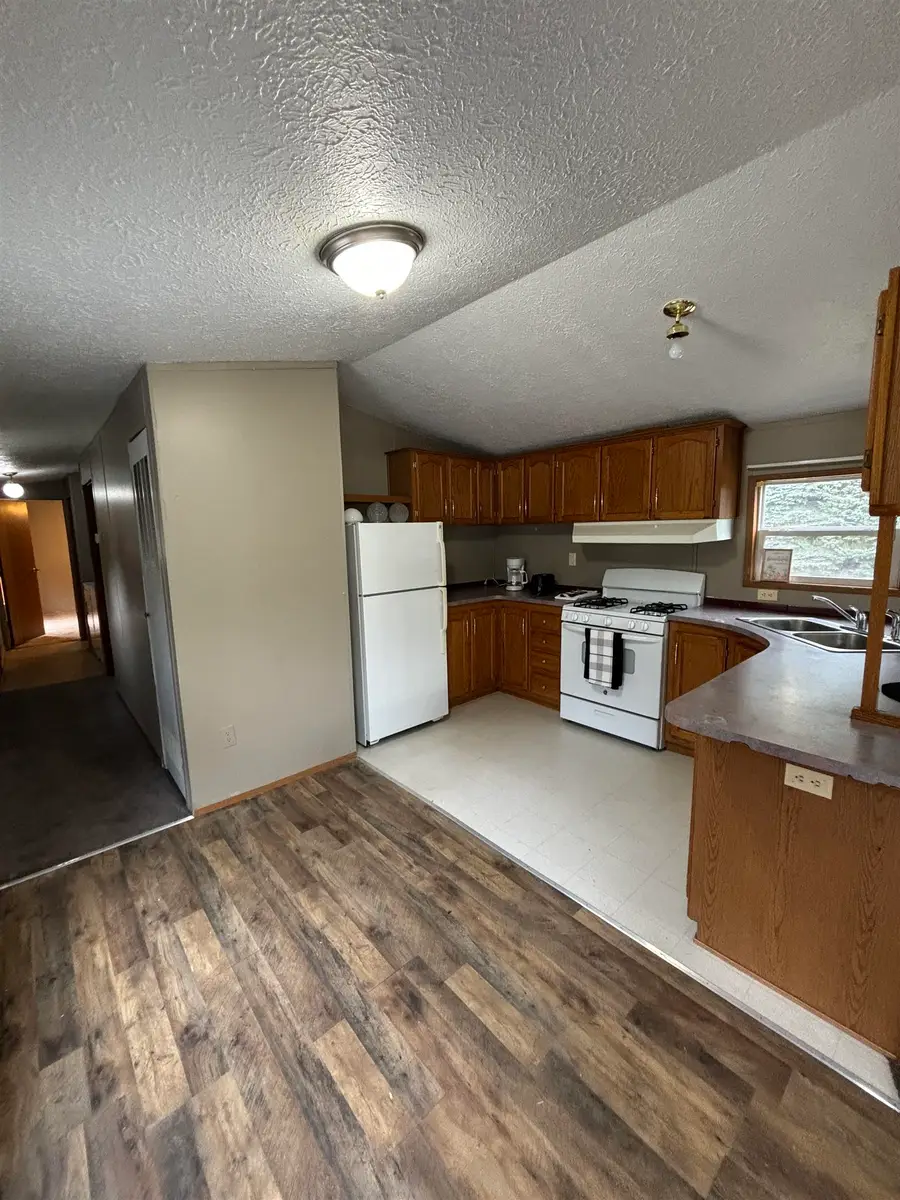 5393 CEDAR ST, Croswell, MI 48422 - Image #3