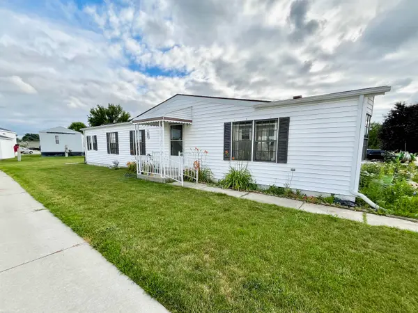 20810 Gaslight DR, ClintonTownship, MI 48036