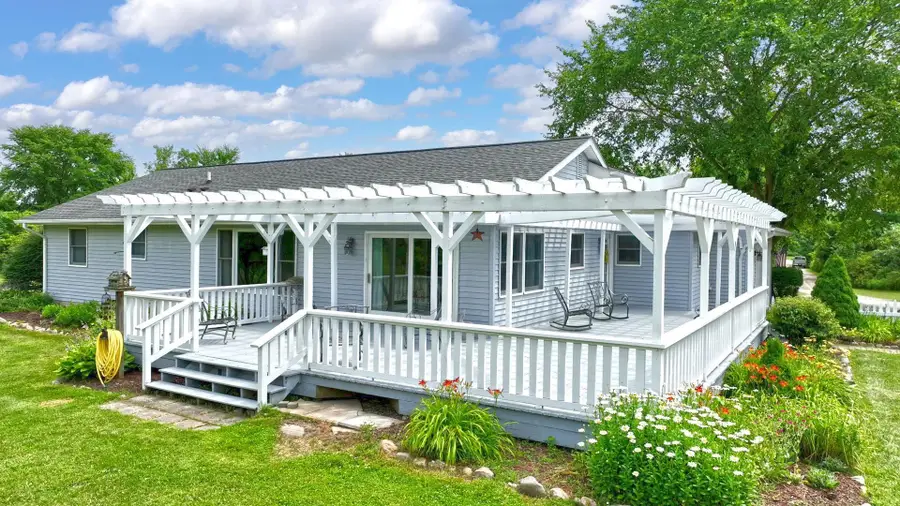 6298 Marsh RD, Cottrellville Township, MI 48039 - Image #2