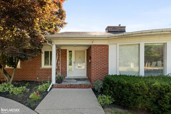 45280 Cass AVE, Utica, MI 48317