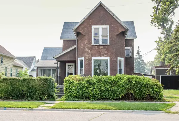 443 11th ST, PortHuron, MI 48060