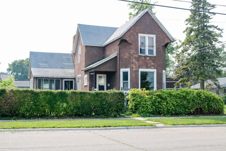 443 11th ST, Port Huron, MI 48060 - Image #2