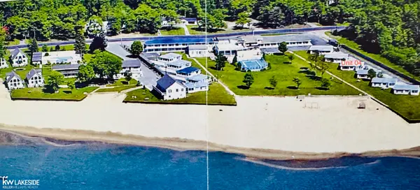 6024 Port Austin RD, Caseville, MI 48725