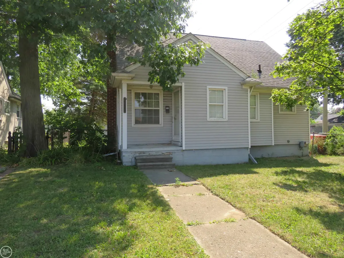 22404 Rausch AVE, Eastpointe, MI 48021 - Image #1