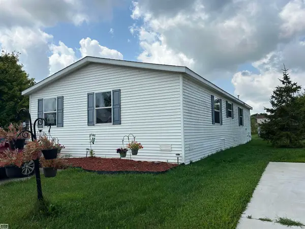 38067 St. Tropez DR, ClintonTownship, MI 48038