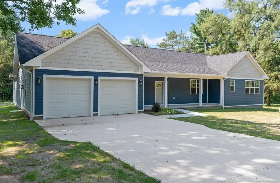 3200 Weidemann DR, Clarkston, MI 48348 - #2
