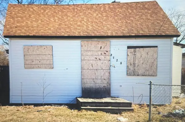 2126 Maplewood ST, Saginaw, MI 48601