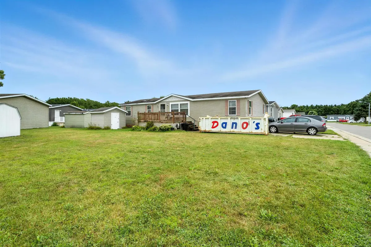 1905 Magnolia ST, Columbus, MI 48063 - Image #1