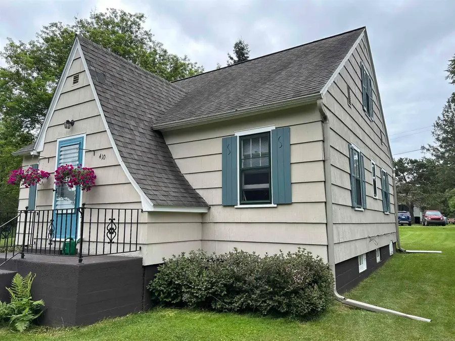 410 Ruby ST, Iron River, MI 49935 - #2