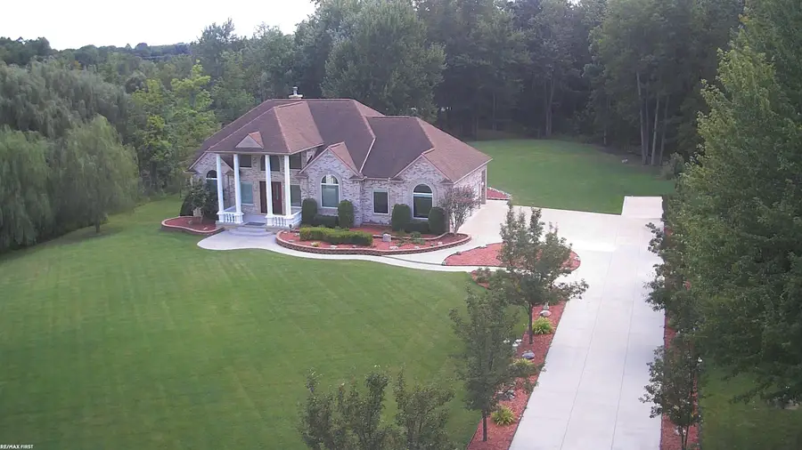 400 E Romeo RD, Oakland, MI 48363 - #3