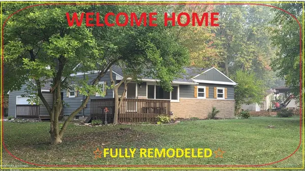 15860 Oak LN, Lansing, MI 48906