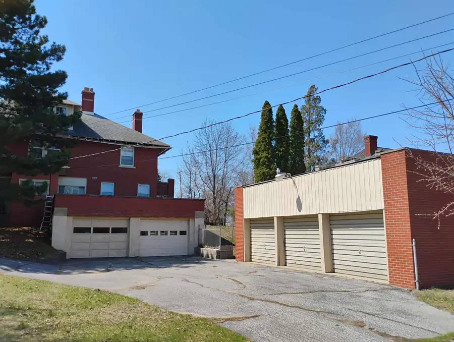 1106 State ST, Bay City, MI 48706 - #3