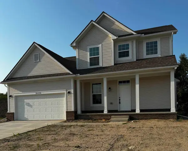 26326 Pine Gate AVE, Chesterfield, MI 48051