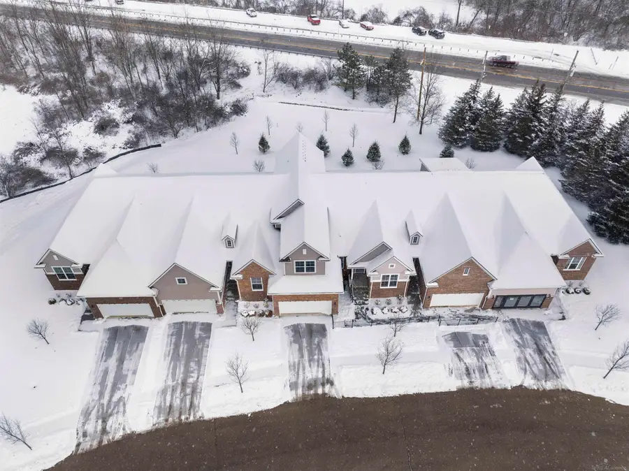 2254 Chase DR, Howell, MI 48855 - Image #3