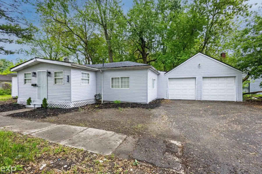 15641 Pickford ST, Detroit, MI 48235 - Image #3