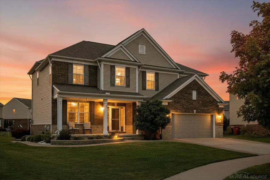 49479 Gaviota LN, Macomb, MI 48044 - Image #3