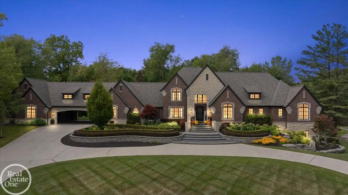 67773 Quail Ridge DR, Washington, MI 48095 - Image #1