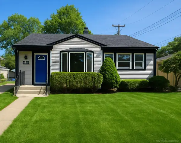 22997 Carolina Street STS, StClairShores, MI 48080