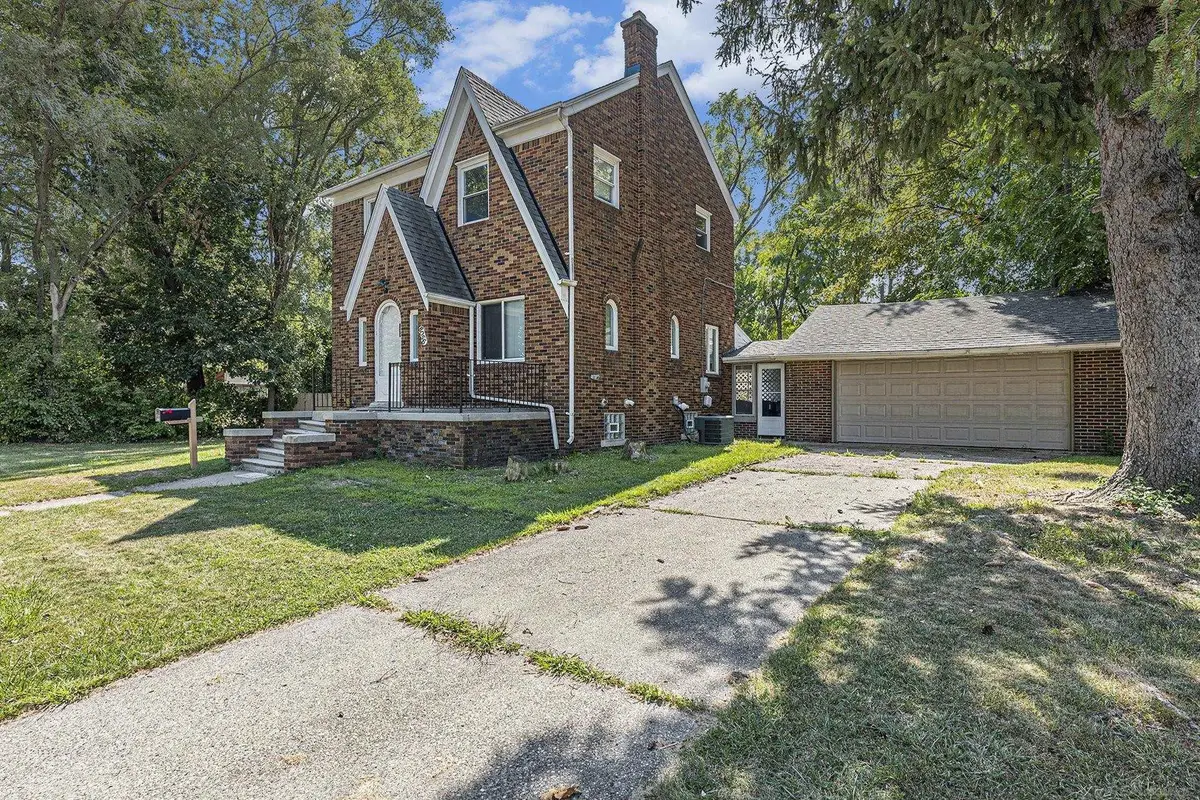 8056 Fisher AVE, Warren, MI 48089 - Image #1