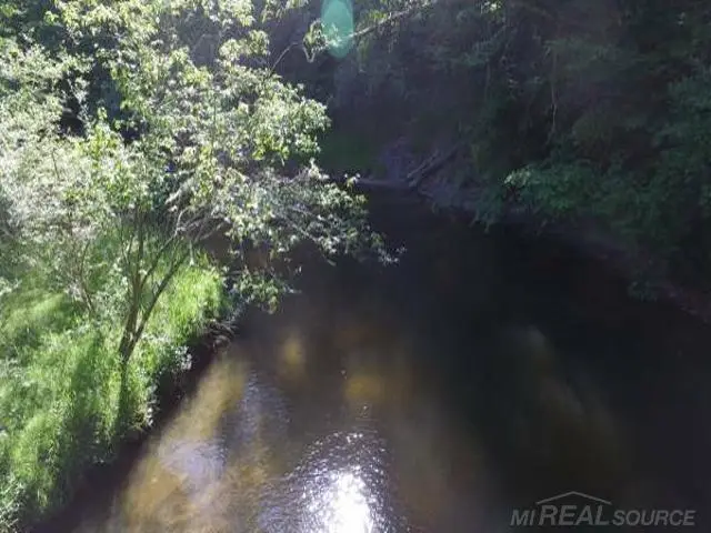 9455 E Buhler DR, Croton, MI 49329 - Image #2