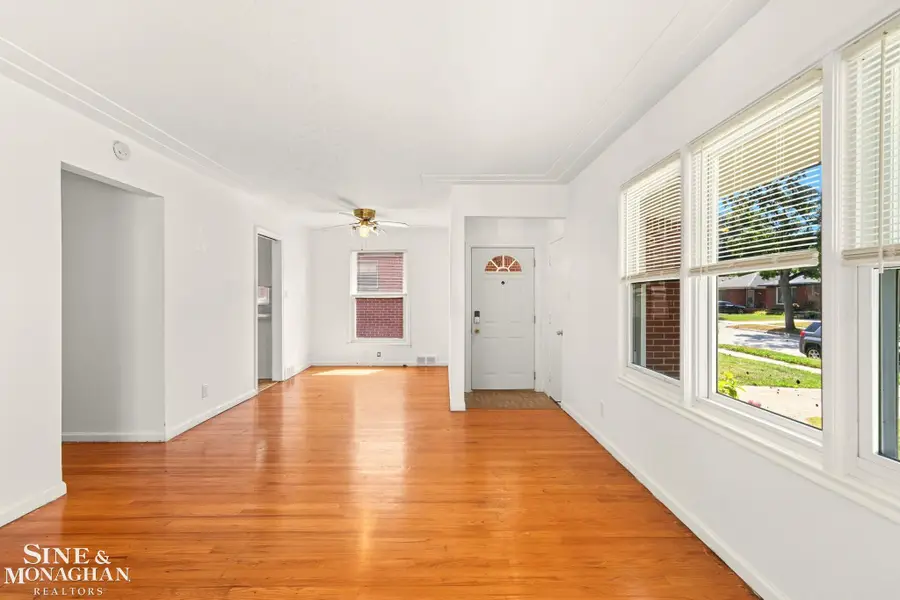 24060 Oneida  ST, Oak Park, MI 48237 - Image #2