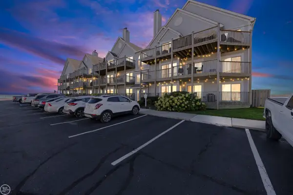 37530 Jefferson, HarrisonTownship, MI 48045