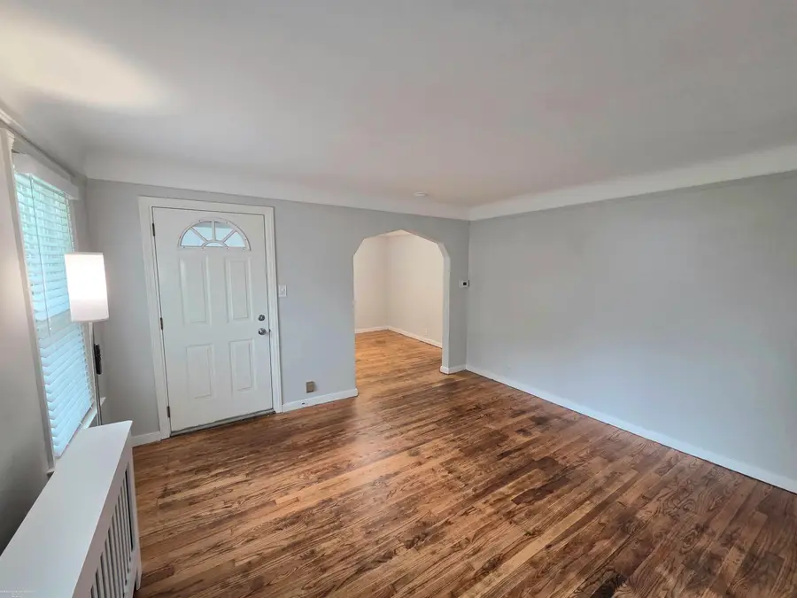 20520 Anita ST, Harper Woods, MI 48225 - Image #2