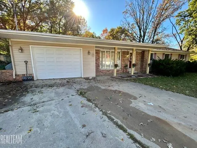 228 Indian RD, Pennfield, MI 49017 - Image #2