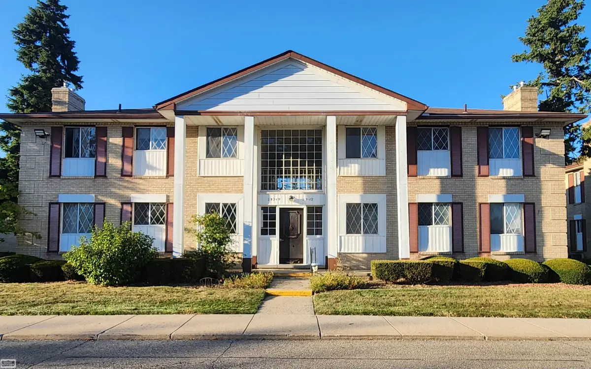 29249 Hayes #74 RD, Warren, MI 48088 - Image #1