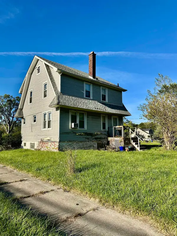 13004 Wilfred ST, Detroit, MI 48213