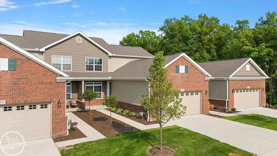 3095 Bridgewater RD, Auburn Hills, MI 48326 - Image #3