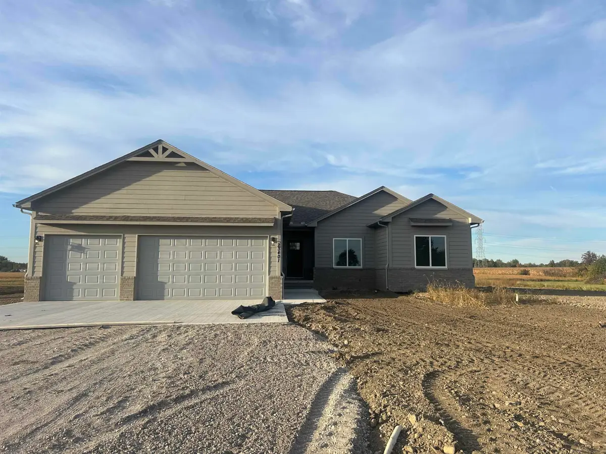 23401 29 Mile RD, Ray, MI 48096 - Image #1