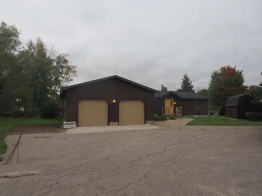 2039 S Riverside DR, Sault Ste Marie, MI 49783 - #2