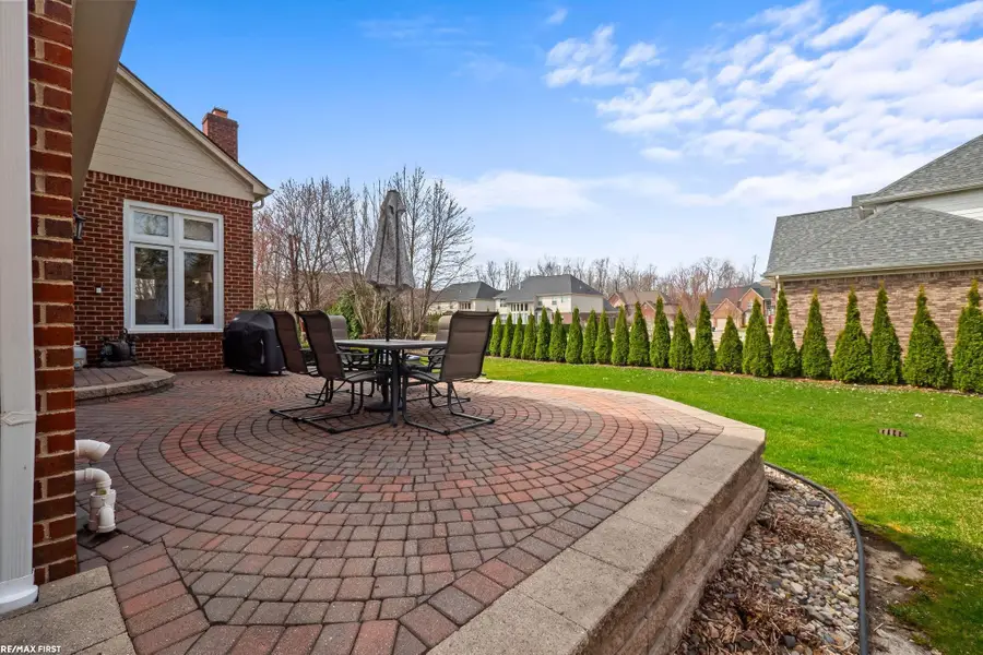 4287 Renee DR, Troy, MI 48085 - Image #3